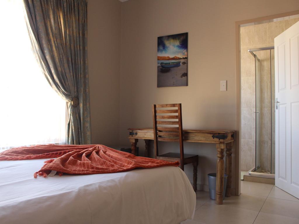 Divine Guest Lodge Rustenburg Luaran gambar
